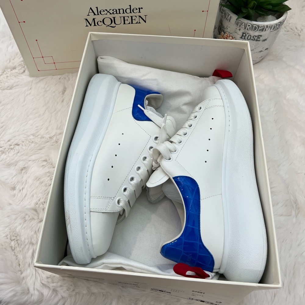 Authentic 100% Alexander McQueen Oversize Sneaker ( women)